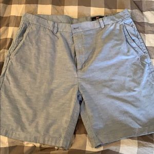 Vineyard Vines breaker shorts
